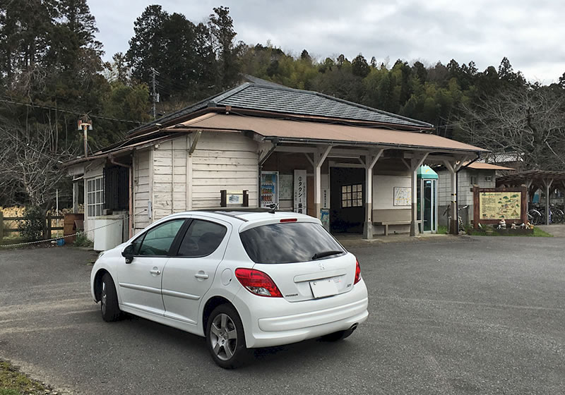 小湊鉄道高滝駅舎