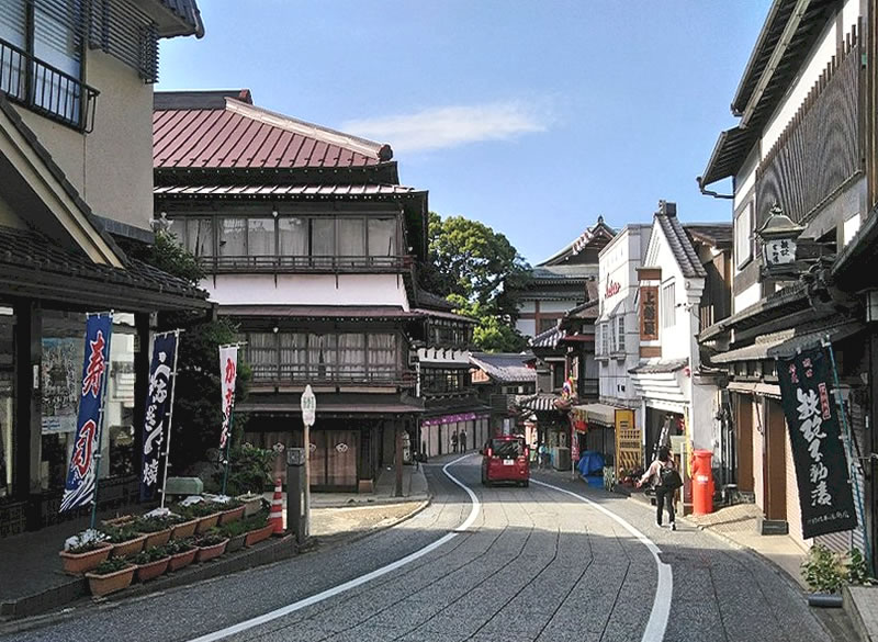 成田山新勝寺 表参道の風景