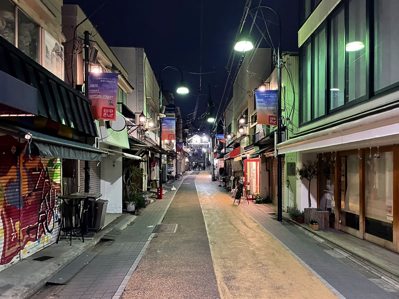 谷中銀座商店街の夜景(2)